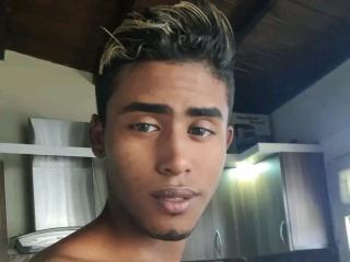 BobbyBlu - Live porn &amp; sex cam - 19011406