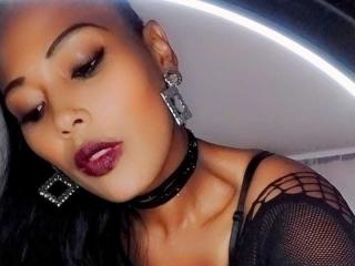 CandyBlackBW - сексуальная веб-камера в реальном времени - 19012430