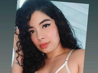 AgathaColinss - Live sex cam - 19014186