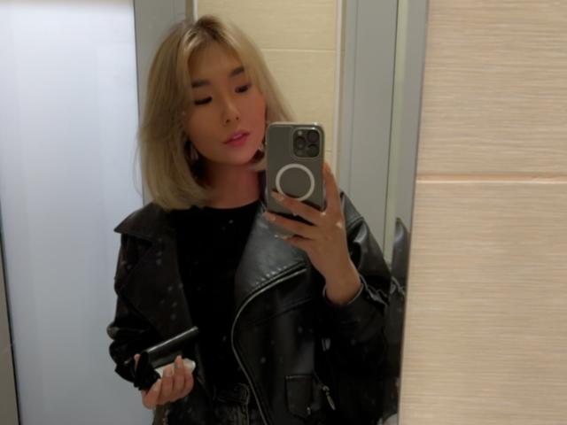 AmandaWinter - Camera khiêu dâm &amp; quyến rũ trực tiếp - 19018070