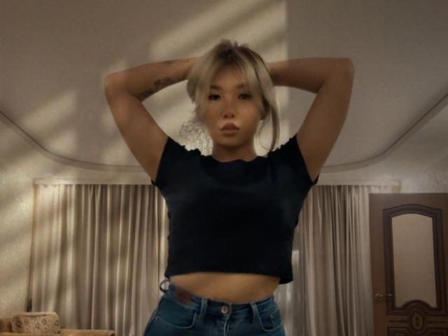 AmandaWinter - Live porn &amp; sex cam - 19018078