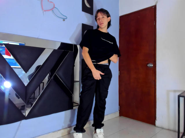 KevinBigCockX - Camera khiêu dâm &amp; quyến rũ trực tiếp - 19024730