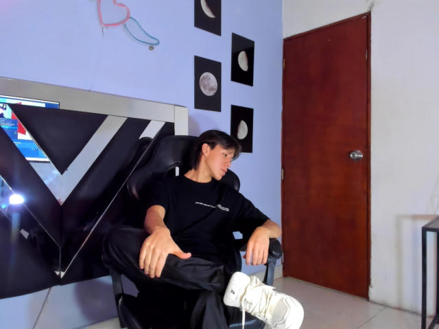 KevinBigCockX - Sexe cam en vivo - 19024790