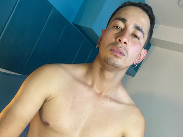 JulCruz - ライブポルノ&amp;セックスカム - 19026322