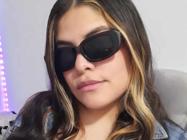 LuciaRobertz - Sexe cam en vivo - 19027754