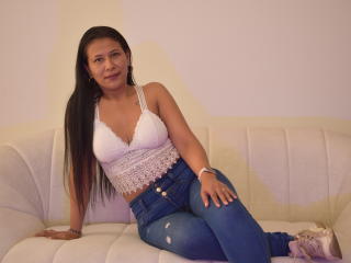 WildMianey - Live sex cam - 19028718