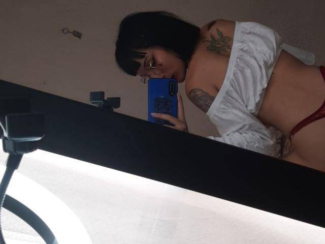 ArielTheas - Live porn &amp; sex cam - 19031670