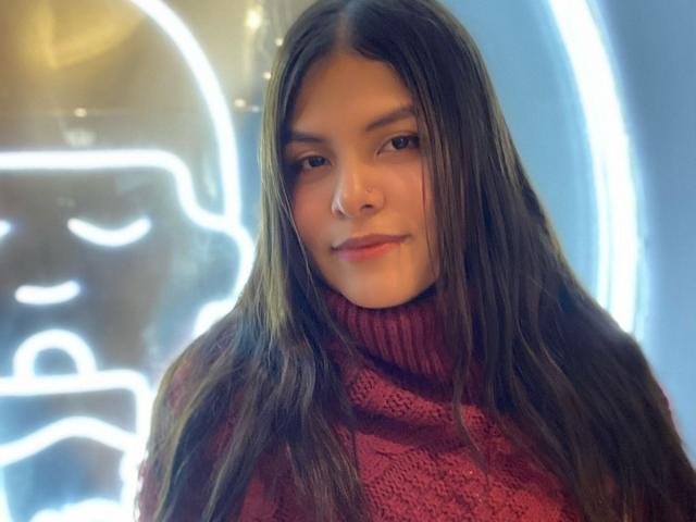 LuciaRobertz - Live porn &amp; sex cam - 19033050