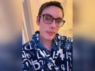 ArchieHot - Live porn &amp; sex cam - 19035270