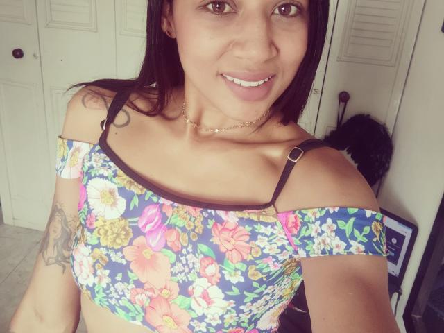 SexyBrunetteQueen - Camera khiêu dâm &amp; quyến rũ trực tiếp - 19036566