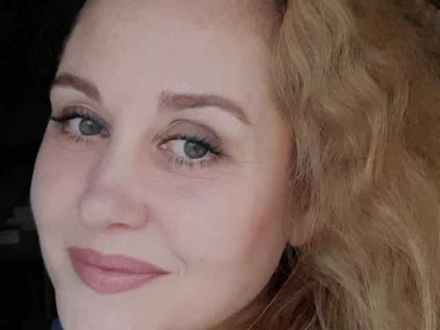 ShannonLottie - Live porn &amp; sex cam - 19037190
