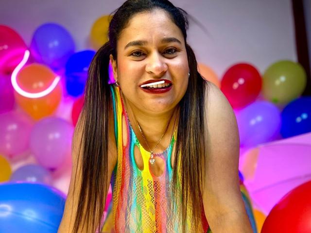 ReginaYama - Live sex cam - 19038714