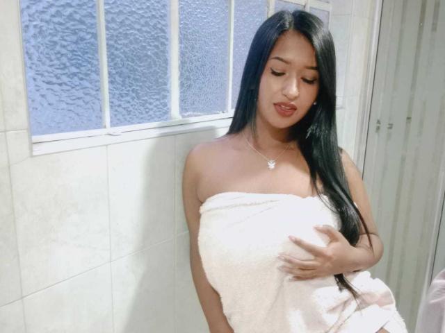 LauriyDubois - Live porno og sexkamera - 19040506