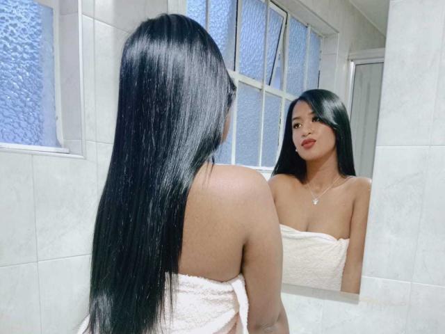 LauriyDubois - פורנו בשידור חי ומצלמת סקס - 19040538