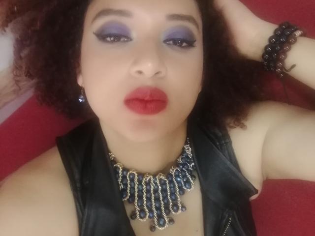 VioletaSwitch - Live porn &amp; sex cam - 19048786