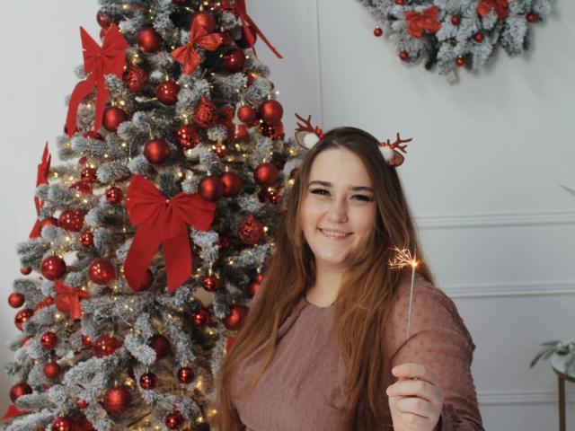 DaniellaGraceZZ - Élő pornó és szexkamera - 19049886