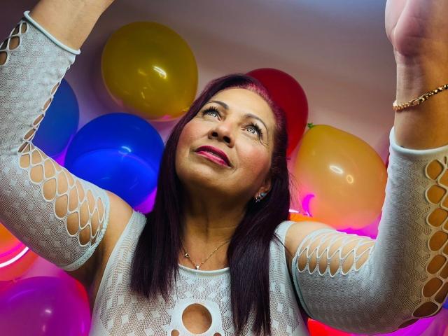 SofiaBig - Camera khiêu dâm &amp; quyến rũ trực tiếp - 19052678