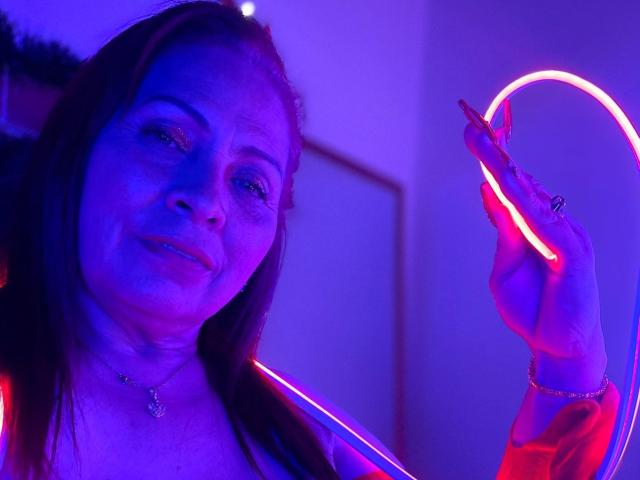 SofiaBig - Live porn &amp; sex cam - 19052722