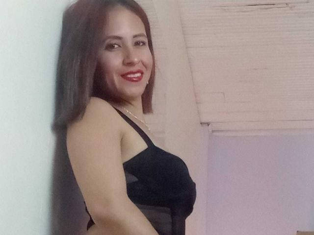 CamilleBlake - сексуальная веб-камера в реальном времени - 19053574