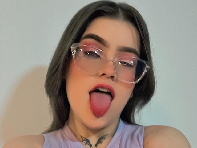 KimSummer - פורנו בשידור חי ומצלמת סקס - 19054218