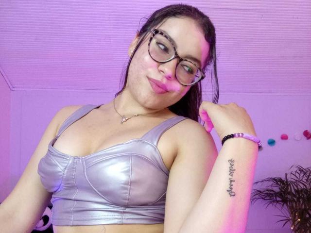 ValeriaCutie - Live porn &amp; sex cam - 19055898