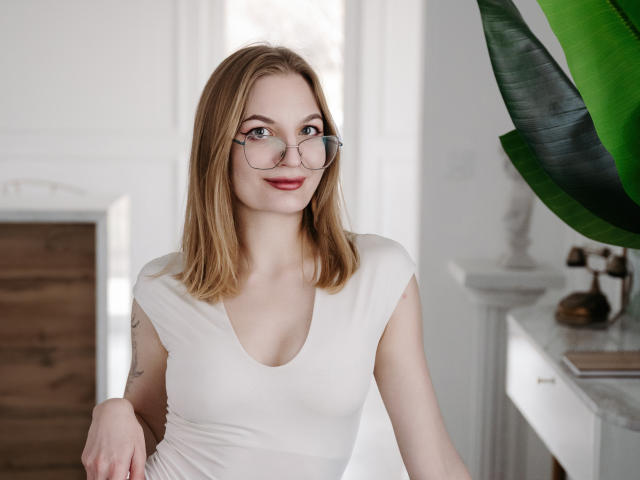 JanineTate - Live porn &amp; sex cam - 19059114