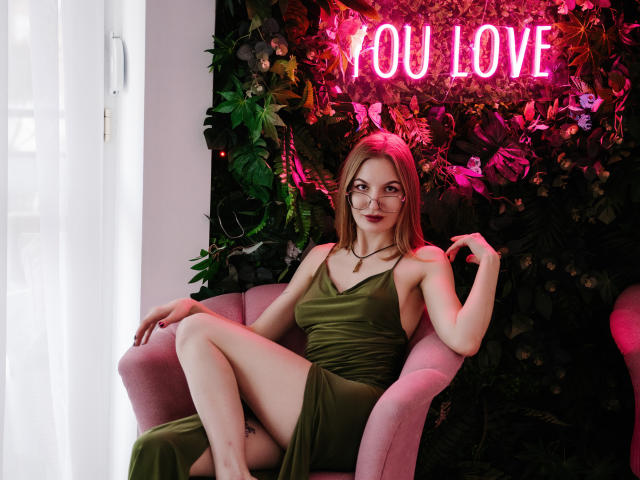 JanineTate - Camera khiêu dâm &amp; quyến rũ trực tiếp - 19059322