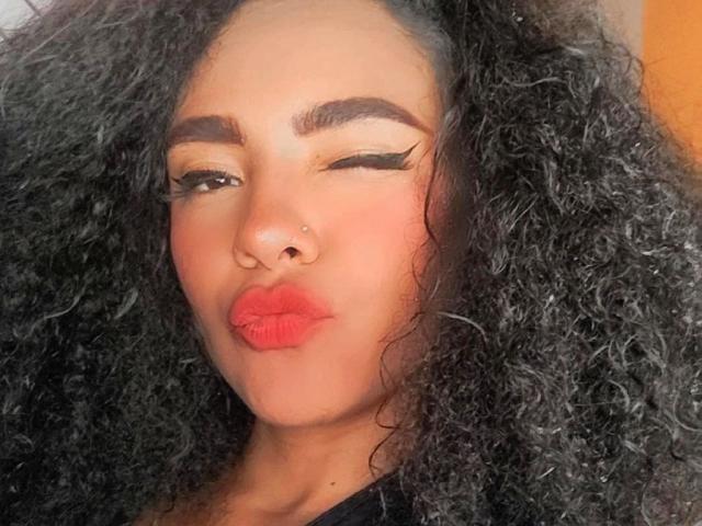 IsabelaBustamante - Live sexe cam - 19059374