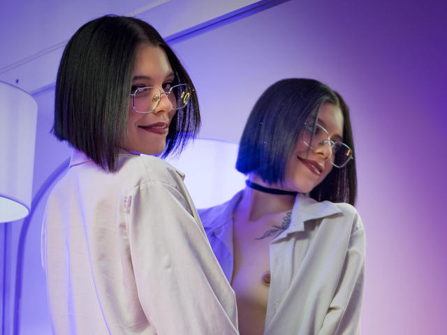 MeganRouseX - Sexe cam en vivo - 19060486