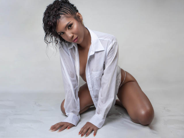 NickyBlain - Live sexe cam - 19070434