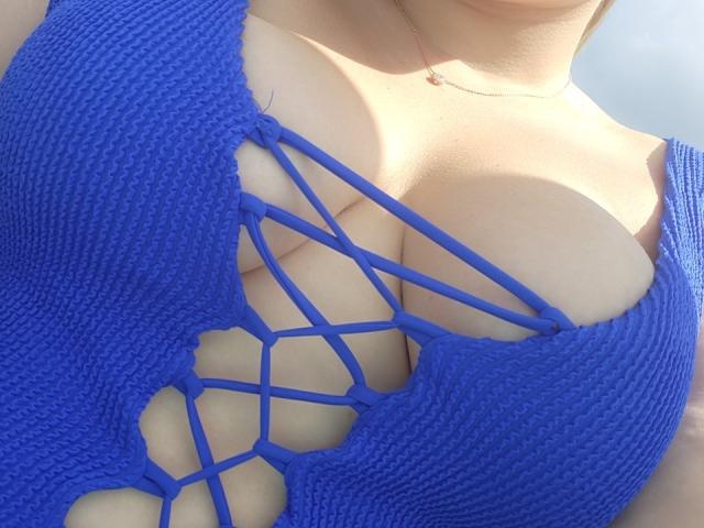 BountyGirl - Live porn &amp; sex cam - 19072402