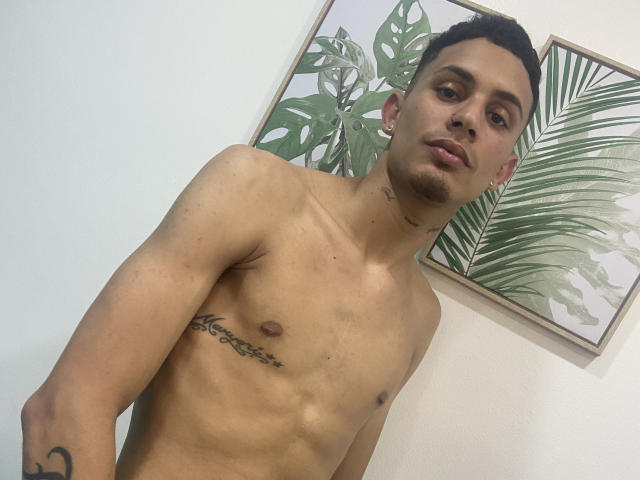 Apolohans - Sexe cam en vivo - 19073842