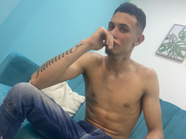 Apolohans - Sexe cam en vivo - 19073898