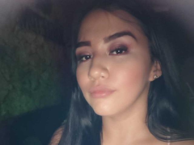 CarolineAkimov - Live porno og sexkamera - 19074770