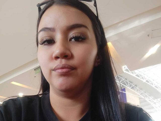 CarolineAkimov - Live porn &amp; sex cam - 19074798