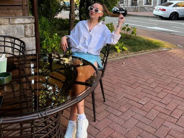 IsadoraArtinan - Sexe cam en vivo - 19075130