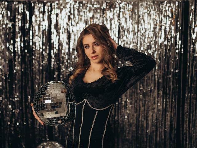 TaliaSunshine - Live porn &amp;amp; sex cam - 19080330