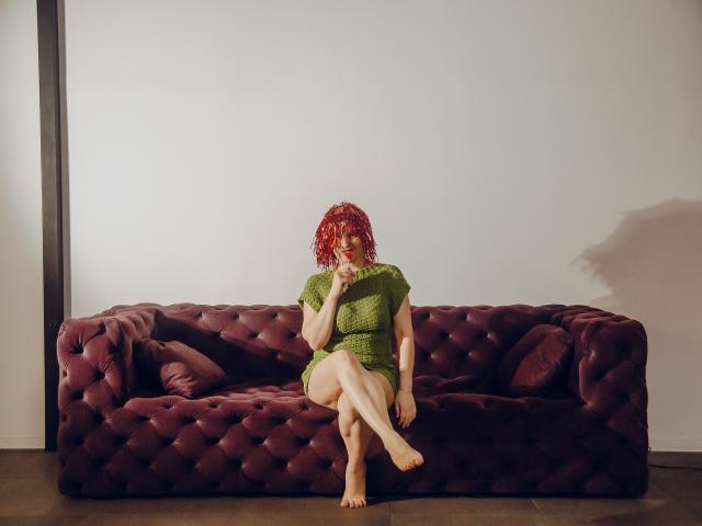 ArinaSonnet - Live porn &amp; sex cam - 19081594