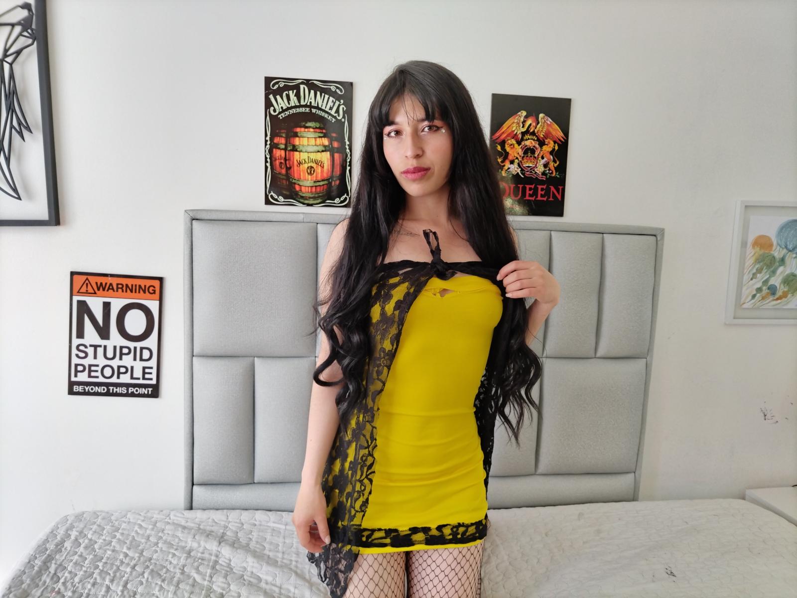 AdrisCute - Camera khiêu dâm &amp; quyến rũ trực tiếp - 19083106