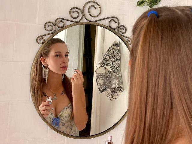 EmilyShine - Live porn &amp; sex cam - 19085854