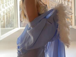 EmilyShine - Live porn &amp; sex cam - 19086046