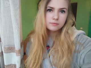 LillianWhite - Live porn &amp; sex cam - 19098494