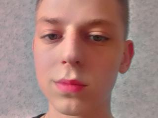 JamesTyler - Live porn &amp; sex cam - 19101270