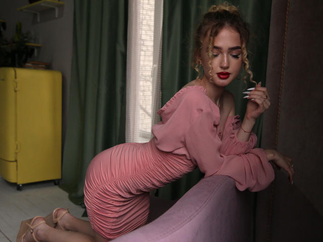 AnfisaCute - сексуальная веб-камера в реальном времени - 19101934