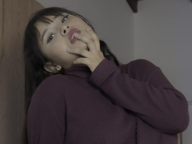 ValerieCollinss - Sexe cam en vivo - 19105010