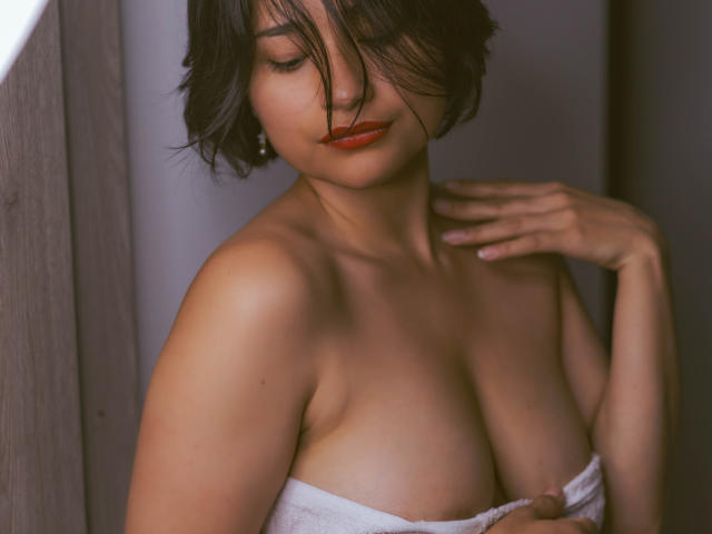 MiaLeblanc - Live sex cam - 19108142