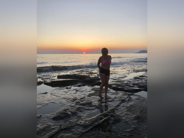 BertaLove - Live porn &amp; sex cam - 19109178