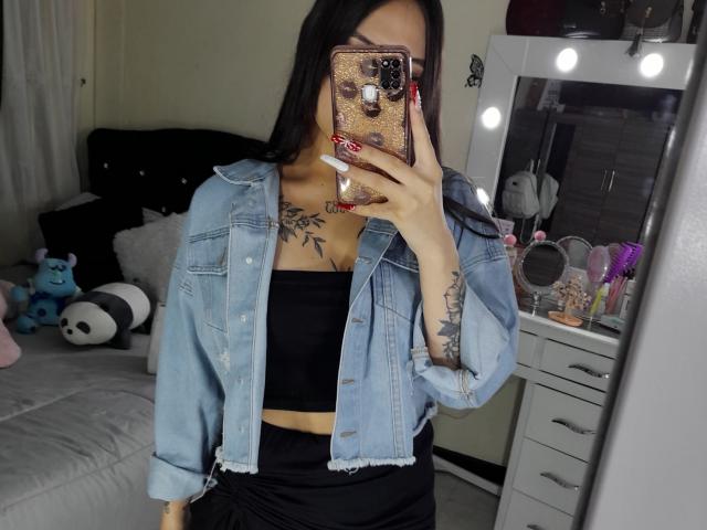 ChanelDeRosee - Live porn &amp; sex cam - 19109434