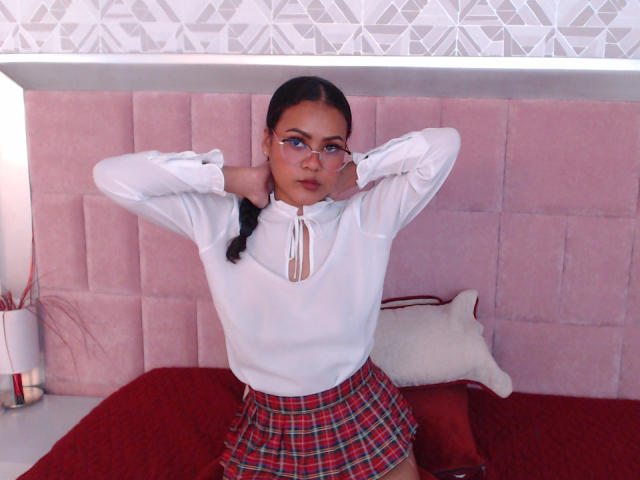 BadraDuquell - Live porn &amp; sex cam - 19113174