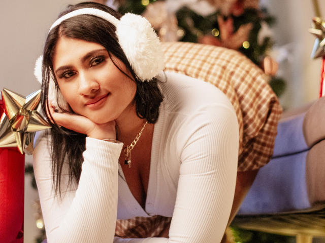 ShiaraRussi - Live porno og sexkamera - 19114030